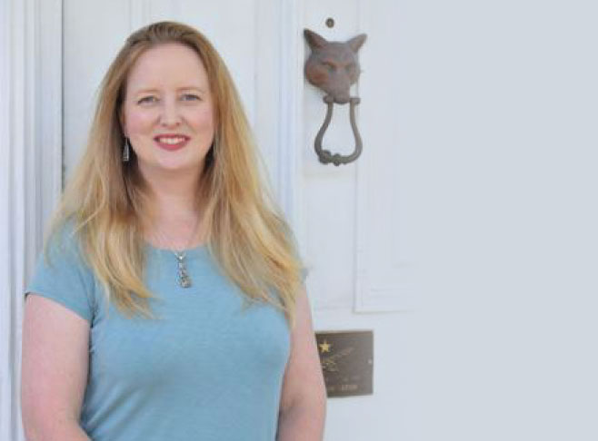 History Nook with Lauren Virgo